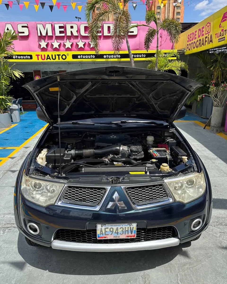 Mitsubishi Montero GLX 2014 — foto 3