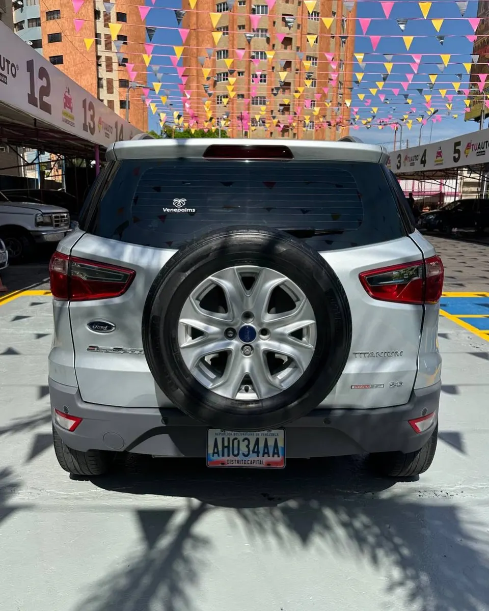 Ford EcoSport 2015 — foto 8