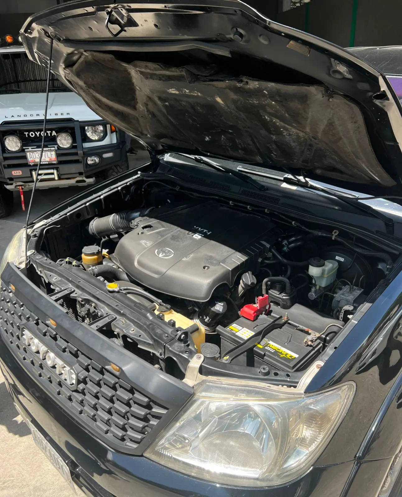 Toyota Hilux Kavak 2010 — foto 2