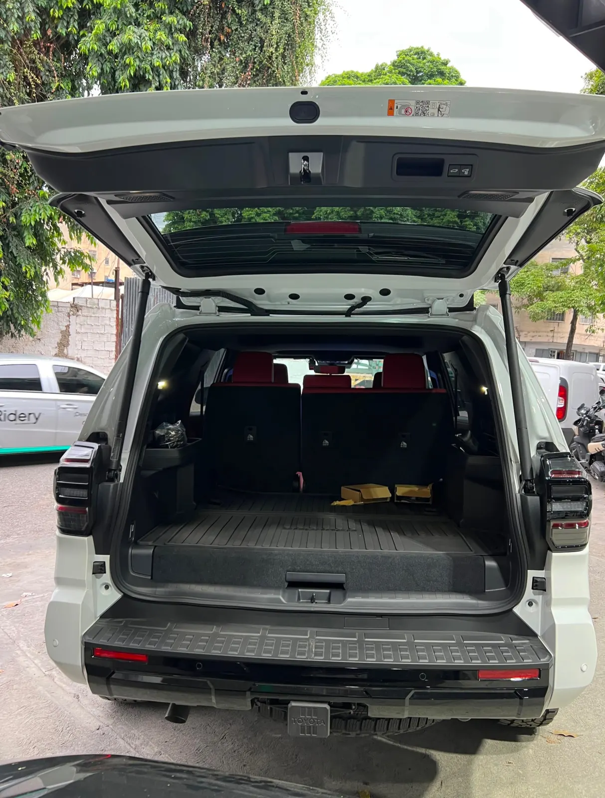 Toyota 4Runner TRD Pro 2026 — foto 2