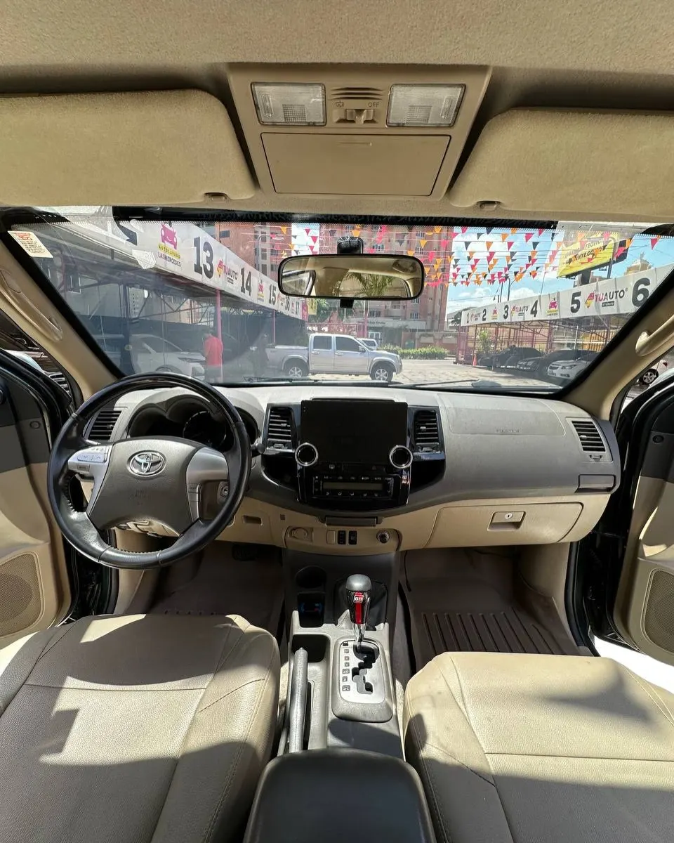 Toyota Fortuner Blindada 2014 — foto 9