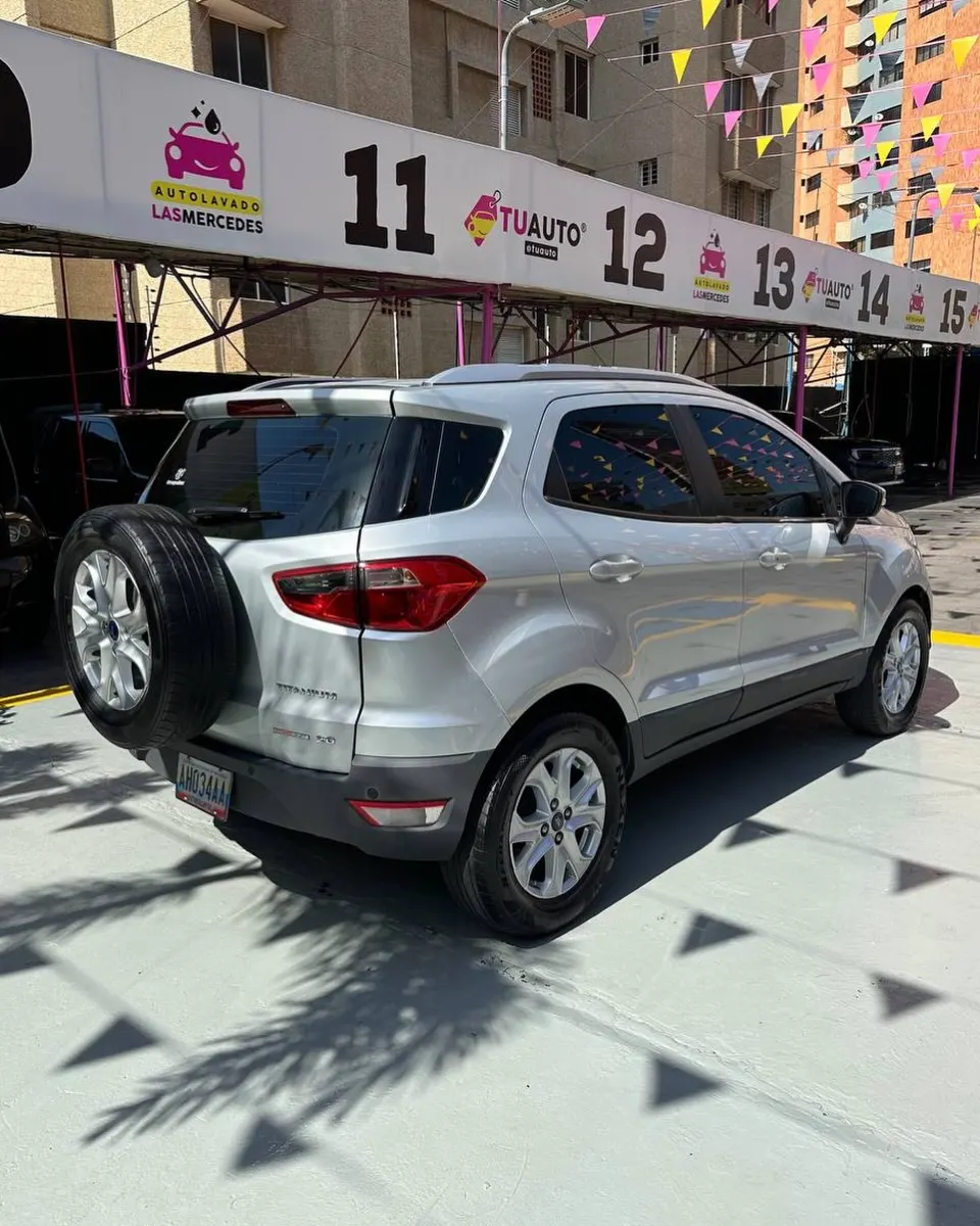 Ford EcoSport 2015 — foto 6