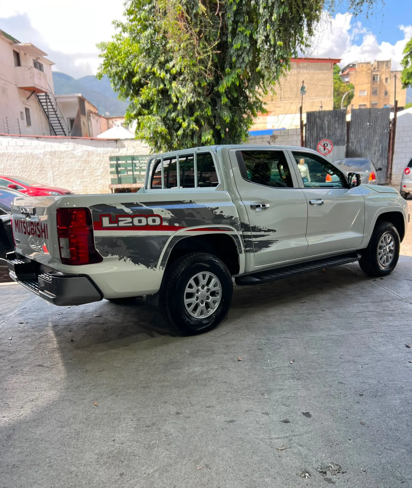 Mitsubishi L200 2026 — foto 9